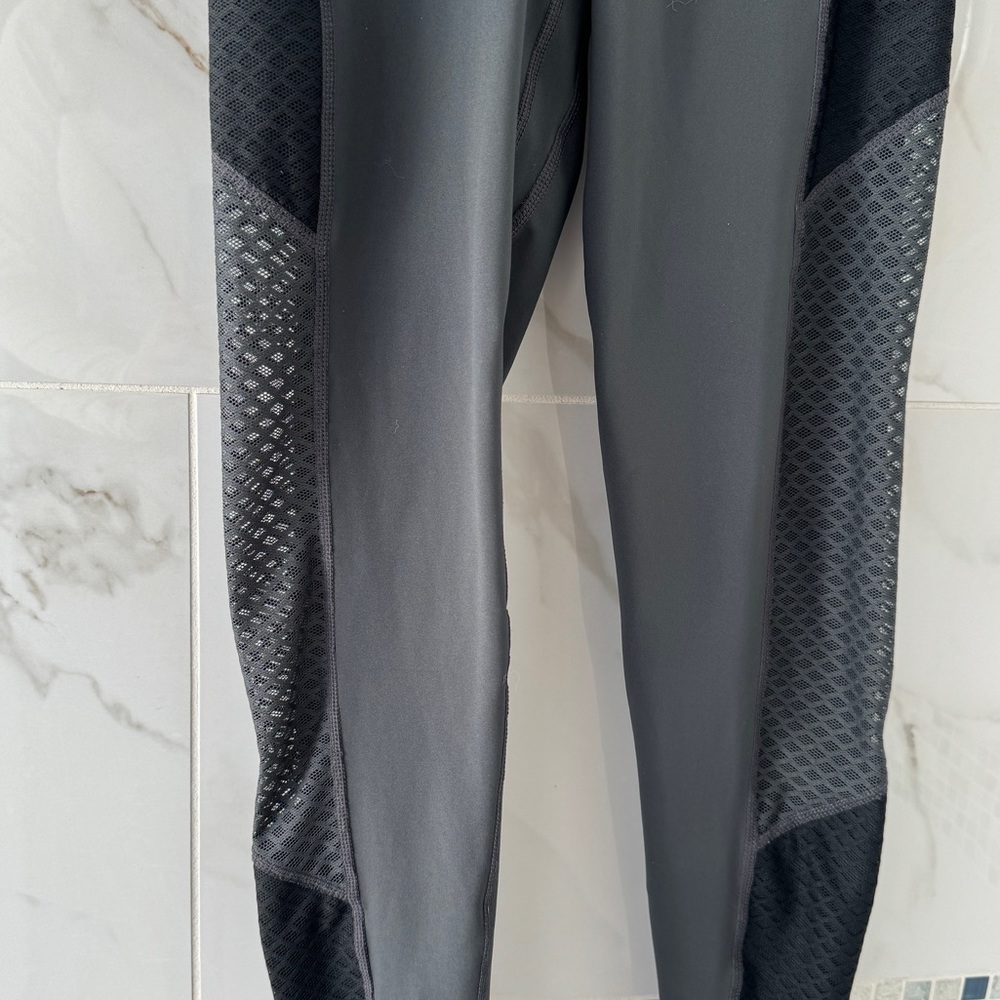 REVOLVE - NIKE |‎ HIGH RISE 7/8 LEGGING - Picture 9 of 9